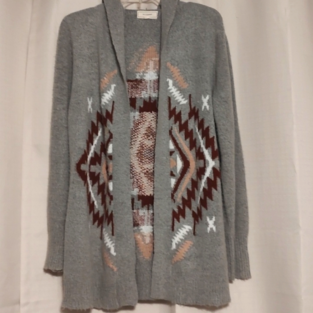 No Comment NY-LA Gray Aztec Design Open Front Hooded Cardigan Sz Medium